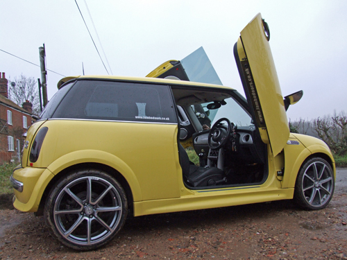 Lambotek Lambo conversion doors open really high